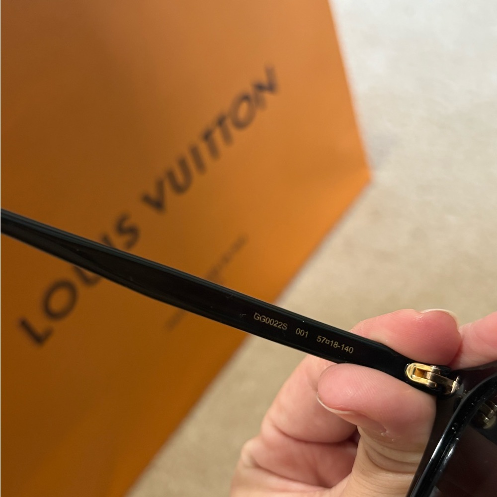 Gucci cateye sunglasses - Picture 6 of 8